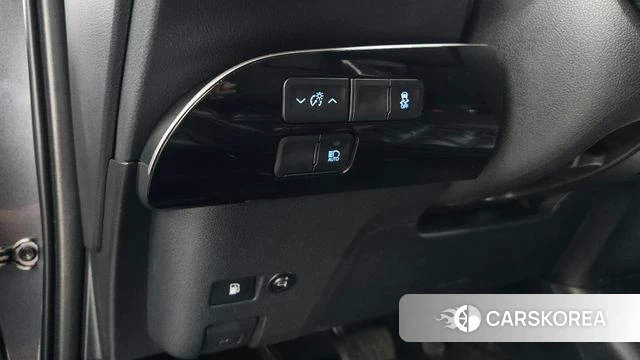 Toyota Prius 4th Generation id 4593912 из Кореи 10
