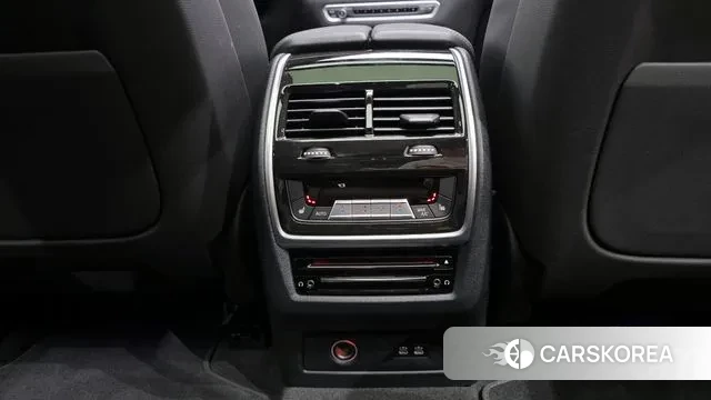 BMW X7 (G07) id 3037311 из Кореи 10