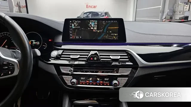 BMW 5 Series (G30) id 3677130 из Кореи 10