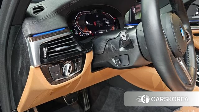 BMW 5 Series (G30) id 4541877 из Кореи 10