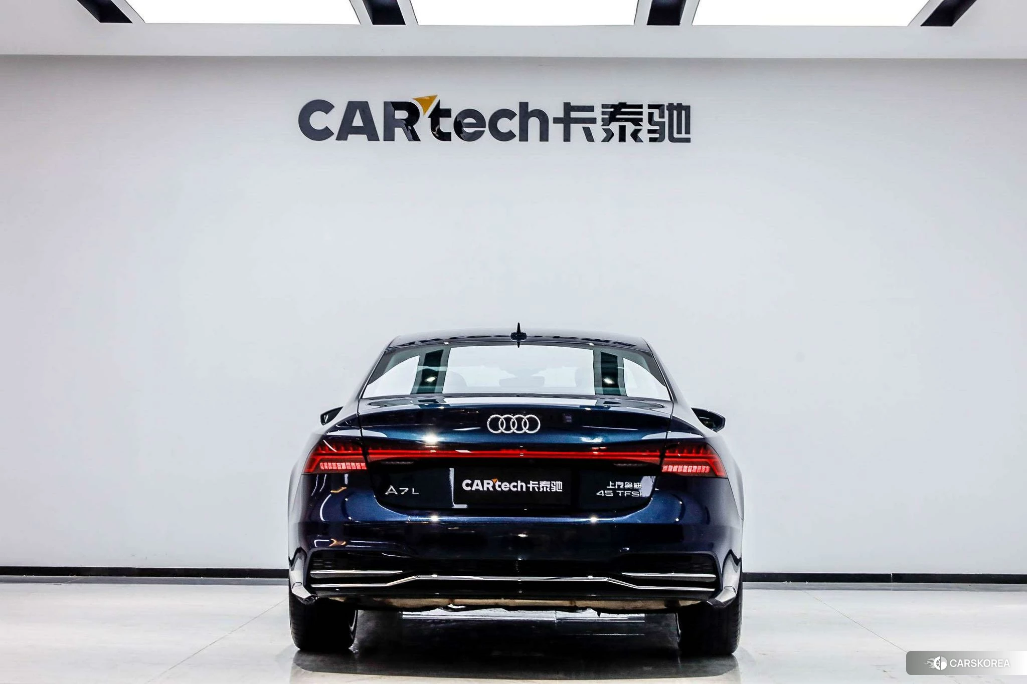 Audi A7L id 4486187 из Китая 10