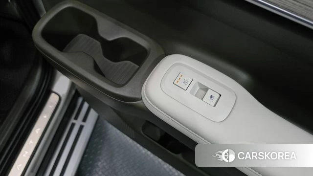 Hyundai Santa Fe (MX5) id 3896986 из Кореи 10