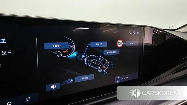 Hyundai Grandeur (GN7) id 3922510 из Кореи 10