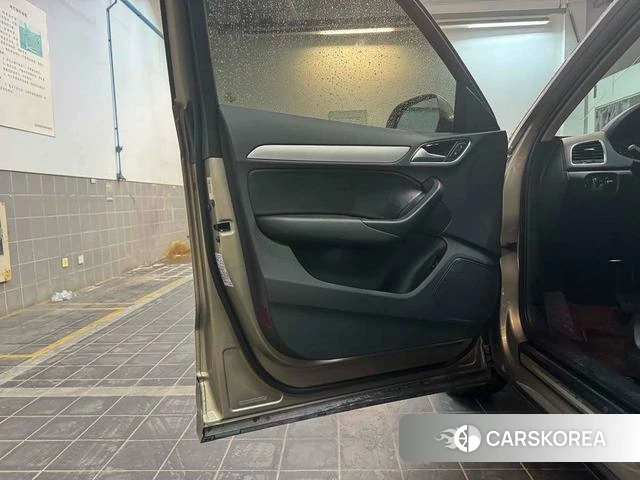 Audi Q3 id 3939525 из Китая 10