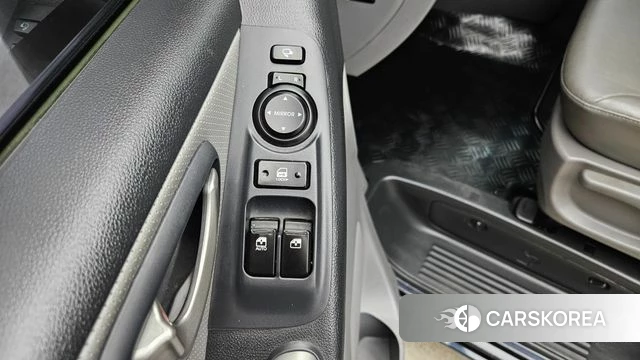 Hyundai The New Grand Starex id 4285491 из Кореи 10