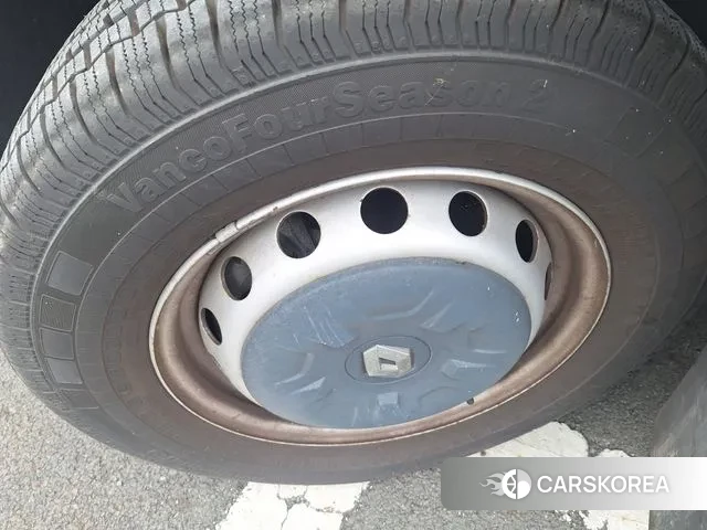 Renault Korea (Samsung) Master id 3728170 из Кореи 10