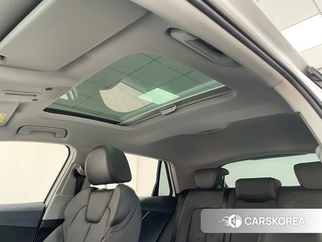 Audi Q2L id 4274373 из Китая 10