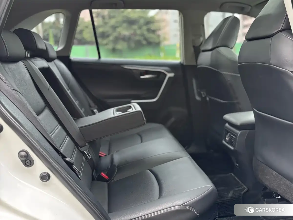 Toyota RAV4 id 4629643 из Китая 10