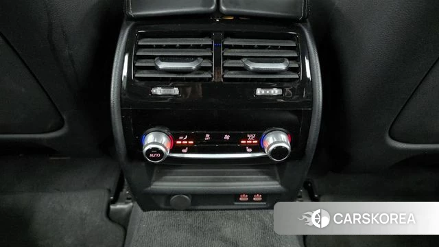 BMW 5 Series (G30) id 3923938 из Кореи 10