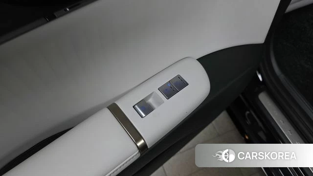 Hyundai Grandeur (GN7) id 4230817 из Кореи 10