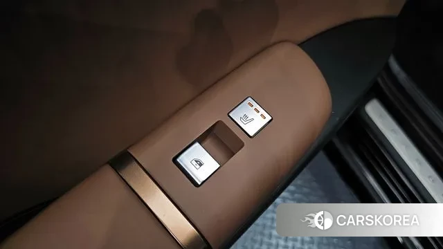 Hyundai Grandeur (GN7) id 3554876 из Кореи 10