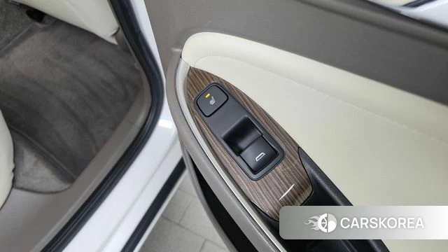 Chevrolet (GM Daewoo) The New Malibu id 3866655 из Кореи 10