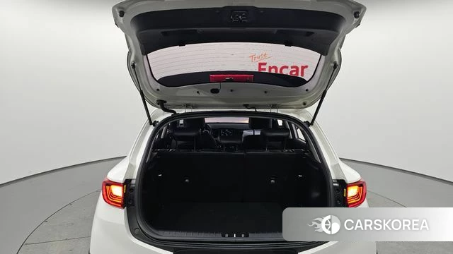 Kia Stonic id 3873545 из Кореи 10