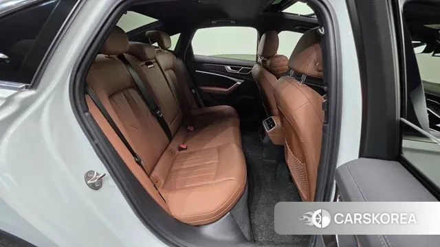 Audi A6 (C8) id 3044282 из Кореи 10