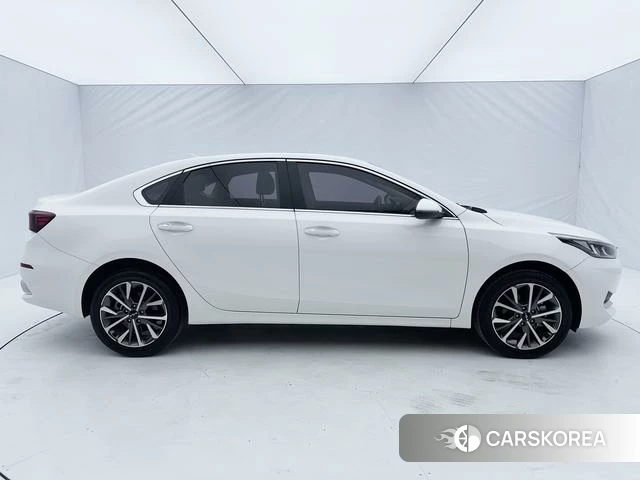 Kia K3 id 4313625 из Китая 10