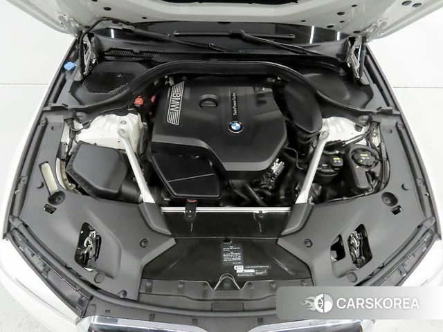BMW 5 Series (G30) id 4748313 из Кореи 10