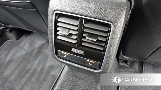 Volkswagen The New Passat id 3039311 из Кореи 10