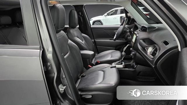 Jeep Renegade id 3916088 из Кореи 10