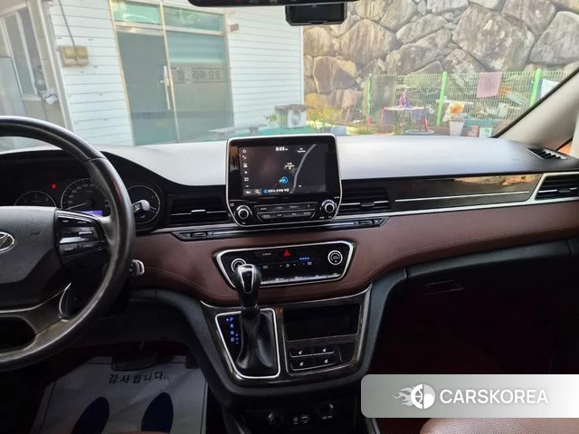 Hyundai The New Grand Starex id 3886334 из Кореи 10