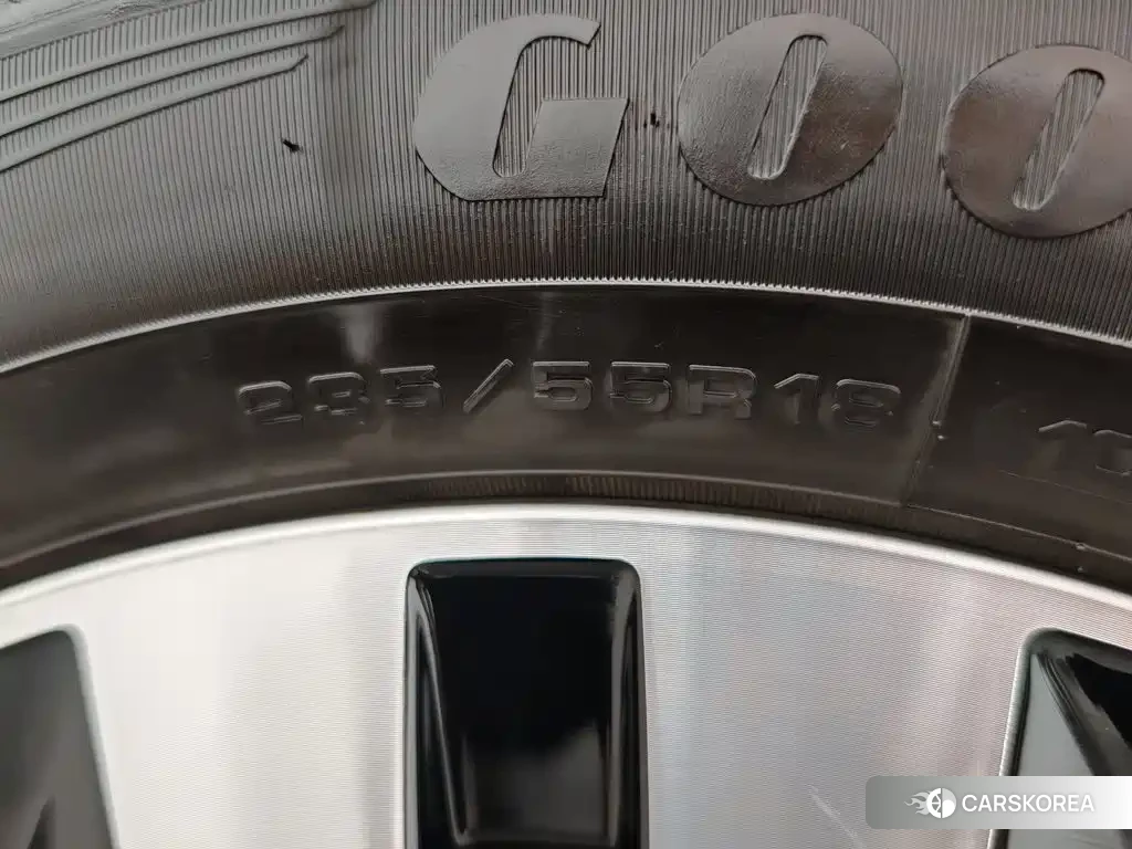Mercedes-Benz GLB id 4553980 из Китая 10