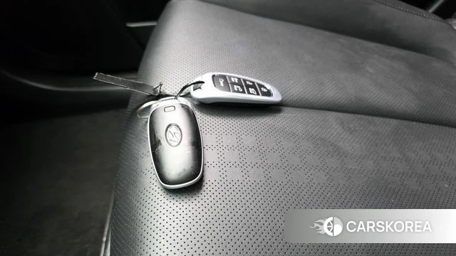 Hyundai Ionic 5 id 4549726 из Кореи 10