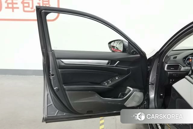 Honda Accord id 4273358 из Китая 10