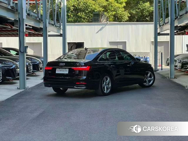 Audi A6L id 4215183 из Китая 10