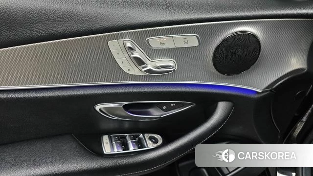 Mercedes-Benz E-Class W213 id 4196356 из Кореи 10