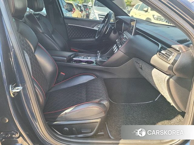 Genesis G70 id 4285312 из Кореи 10