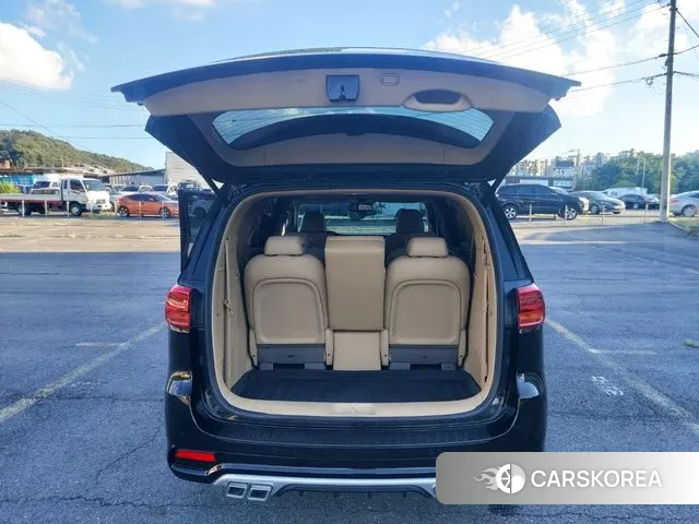 Kia The New Carnival id 3045459 из Кореи 10