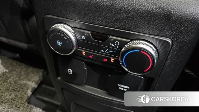 Ford Explorer 6th Generation id 3940917 из Кореи 10