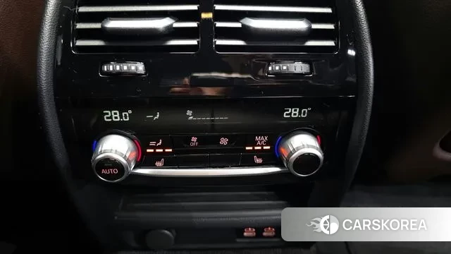 BMW 5 Series (G30) id 3772093 из Кореи 10