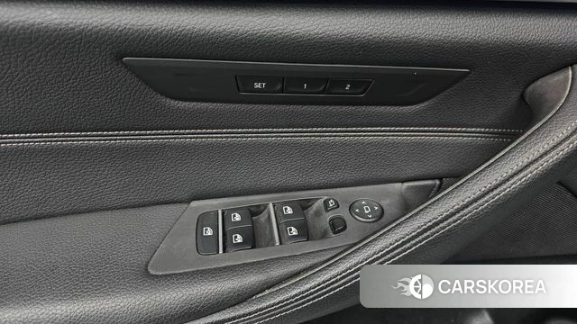 BMW 5 Series (G30) id 4683939 из Кореи 10