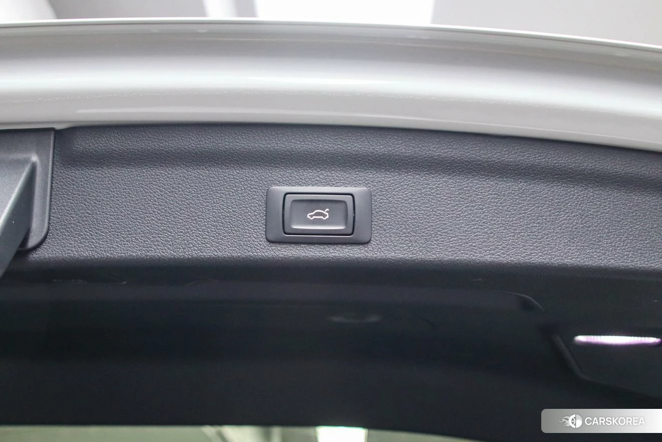 Audi Q3 id 4420897 из Китая 10