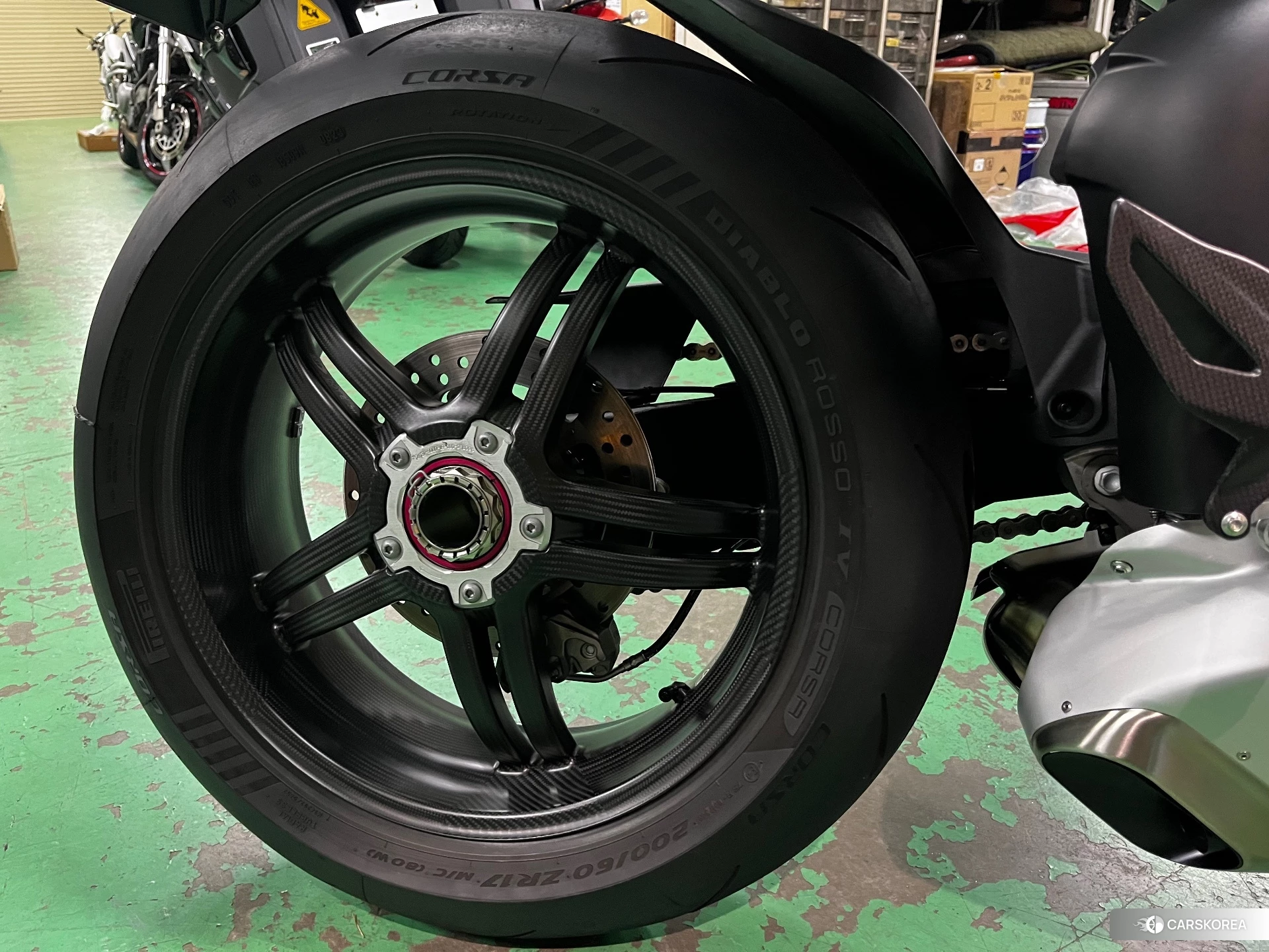 Проданный Ducati STREETFIGHTER V4 SP2 id 4380296 из Японии, фото 10