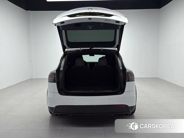 Tesla Model X id 4219594 из Китая 10