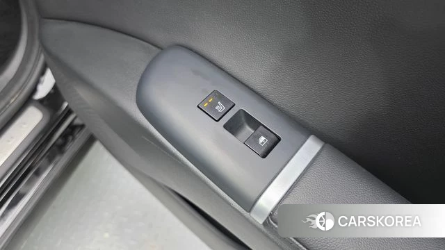 Hyundai Grandeur (GN7) id 4177837 из Кореи 10