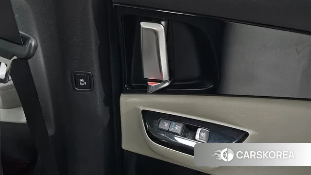 Kia Carnival 4th generation id 3655709 из Кореи 10