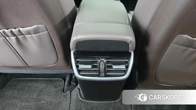 Hyundai The New Grandeur IG Hybrid id 4469609 из Кореи 10