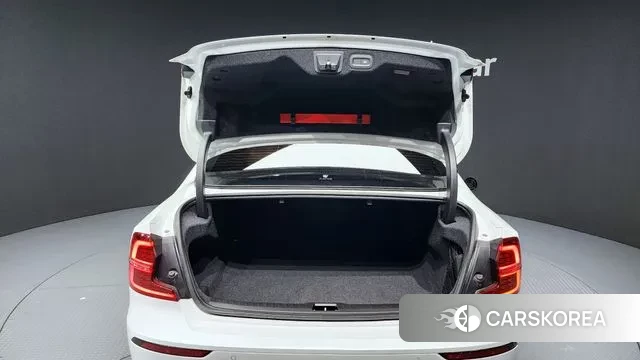 Volvo S60 3rd generation id 3318350 из Кореи 10