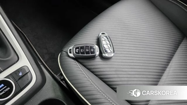 Hyundai Venue id 4519526 из Кореи 10