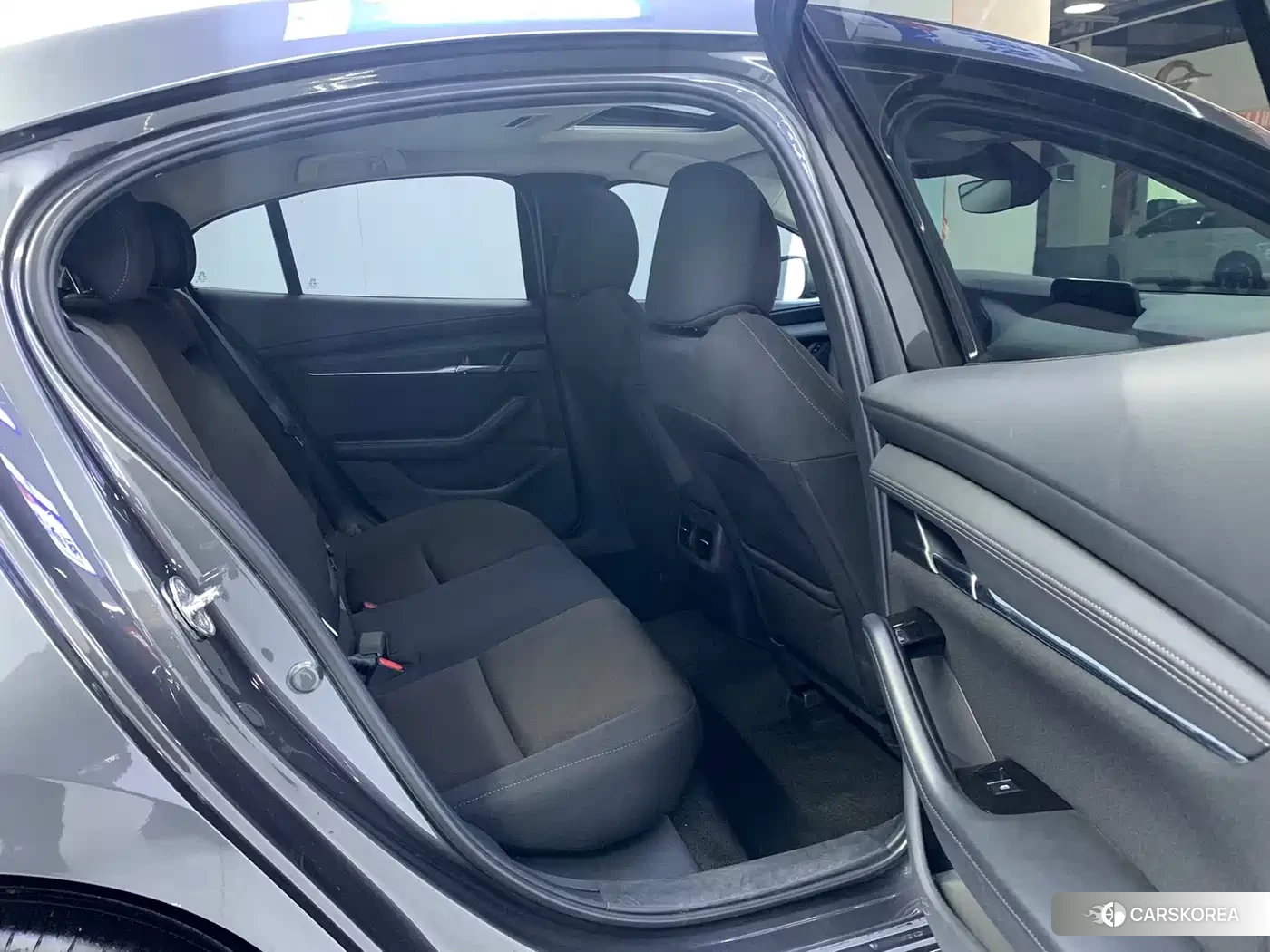 Mazda 3 id 4538731 из Китая 10