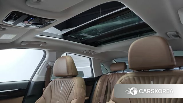 Hyundai Grandeur Hybrid (GN7) id 4523432 из Кореи 10