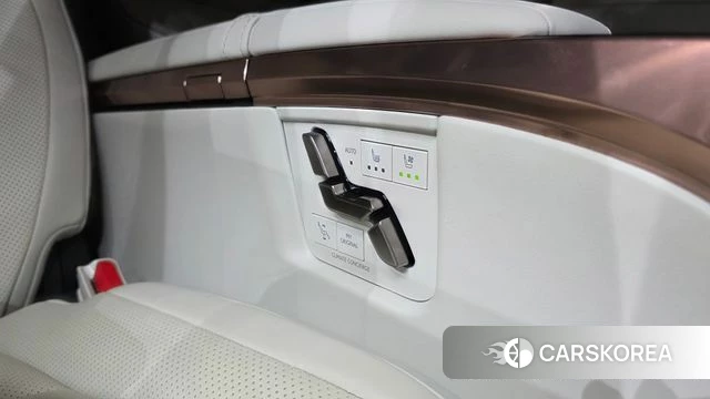 Lexus LM Second Generation id 4590483 из Кореи 10