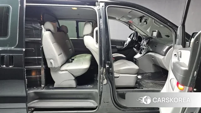 Hyundai The New Grand Starex id 3789677 из Кореи 10