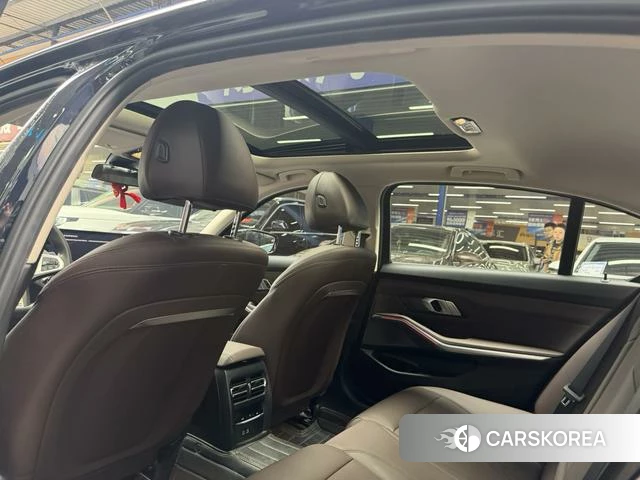 BMW 3 series id 4313605 из Китая 10
