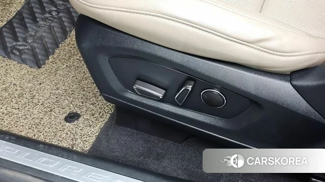 Ford Explorer 6th Generation id 4567864 из Кореи 10