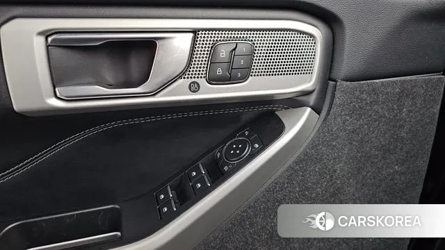 Ford Explorer 6th Generation id 3771354 из Кореи 10