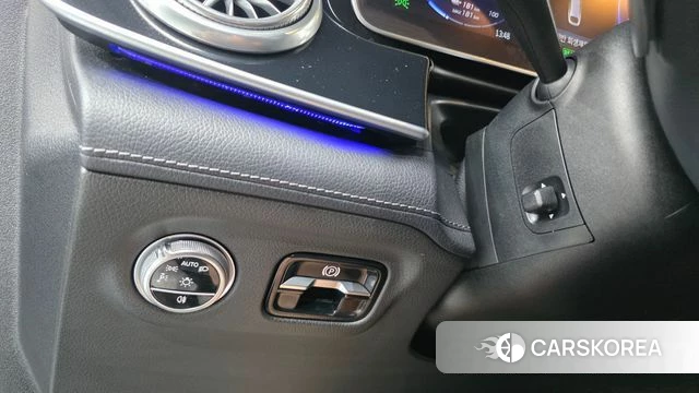 Mercedes-Benz EQS V297 id 4687516 из Кореи 10