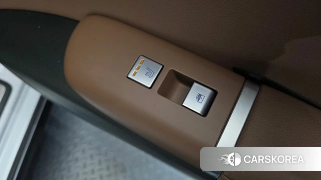 Hyundai Grandeur (GN7) id 4380949 из Кореи 10